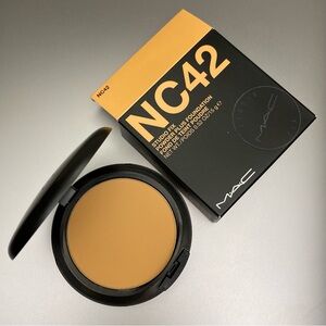 MAC “NC42” Studio Fix Powder Plus Foundation ~ original/old formula